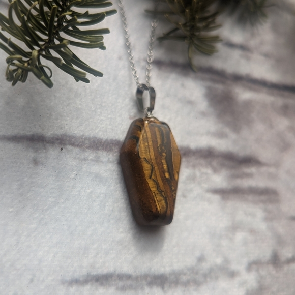 Tiger Eye Coffin Stone Necklace with Stainless steel chain - Picture 2 of 4